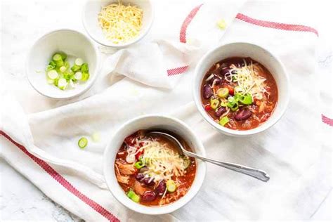 how-to-make-the-best-crockpot-chicken-chili-the-tortilla image