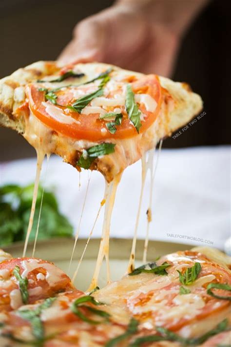 10-grilled-pizza-recipes-how-to-make-grilled-pizza image