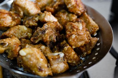 fried-garlic-ribs-china-sichuan-food image
