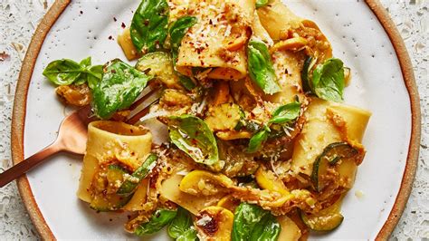 summer-squash-and-basil-pasta-recipe-bon-apptit image