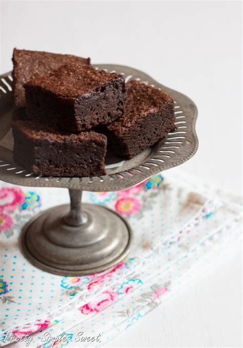 the-baked-brownie-pretty-simple-sweet image