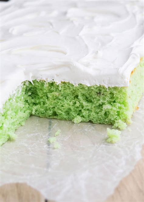 pistachio-cake-with-cake-mix-cakewhiz image