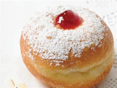 hanukkah-sufganiyot-donuts-cookstrcom image