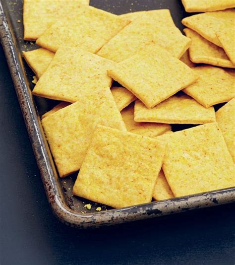 vegan-cheesy-crackers-from-veganize-it-healthy image