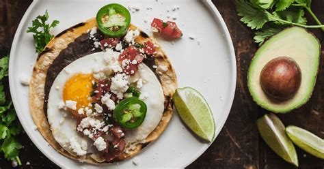 huevos-rancheros-mexican-eggs-the-live-in-kitchen image