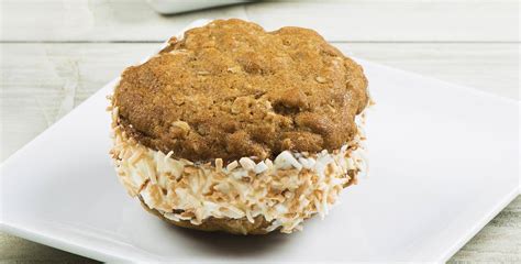 robinhood-oatmeal-cookie-ice-cream-sandwiches image
