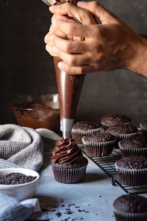 moist-chocolate-cupcake-recipe-and-a-mascarpone-frosting image