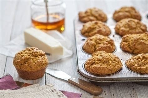 pumpkin-cornbread-muffins-good-life-eats image