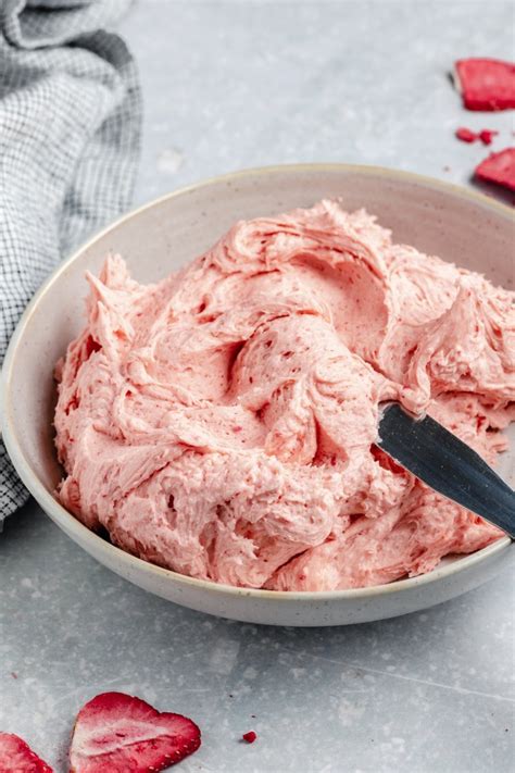 the-best-strawberry-buttercream-frosting-ambitious image