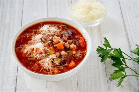 copycat-olive-garden-pasta-e-fagioli-recipe-the-spruce image