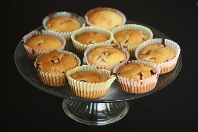 strawberry-mochi-cupcakes-kirbies-cravings image