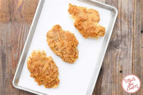 low-carb-macadamia-nut-crusted-chicken image