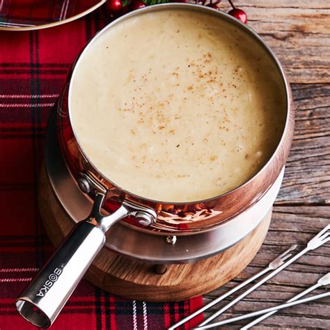 gruyre-and-caramelized-shallot-fondue-williams image