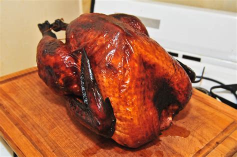 honey-brined-and-smoked-turkey-recipe-the-meatwave image