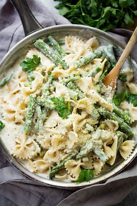 creamy-asparagus-pasta-recipe-healthy-pasta-dinner image