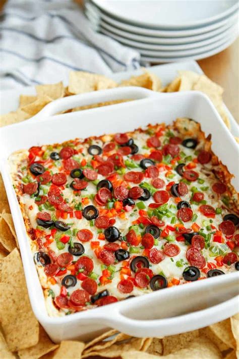 baked-pepperoni-pizza-dip-with-cream-cheese image