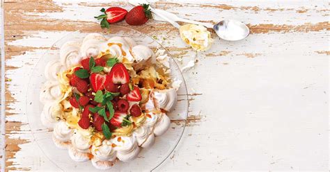 how-to-make-the-perfect-meringue-that-wont-weep image