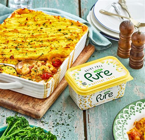 fish-pie-with-saffron-mash-pure-free-from image