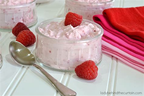 fresh-raspberry-mousse-light-dessert-easy-dessert image