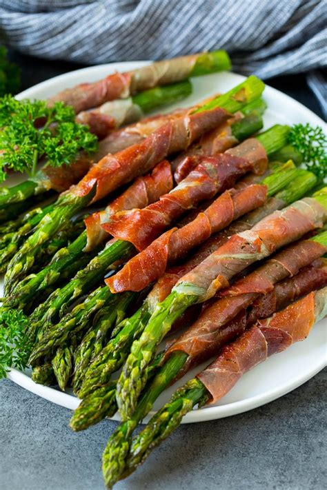 prosciutto-wrapped-asparagus-dinner-at-the-zoo image