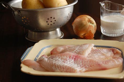 fish-chowder-recipe-easy-new-england-style image