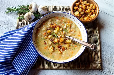 creamy-white-bean-soup-with-italian-food-forever image