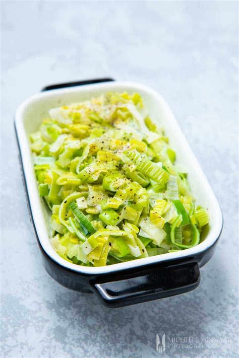 creamed-leeks-recipe-the-perfect-vegetarian-side-dish image