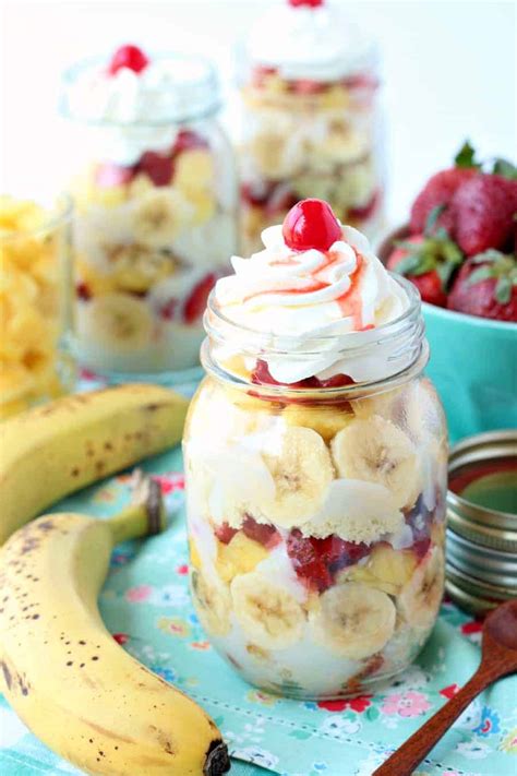 banana-split-trifles-easy-summer-dessert-the-recipe-rebel image