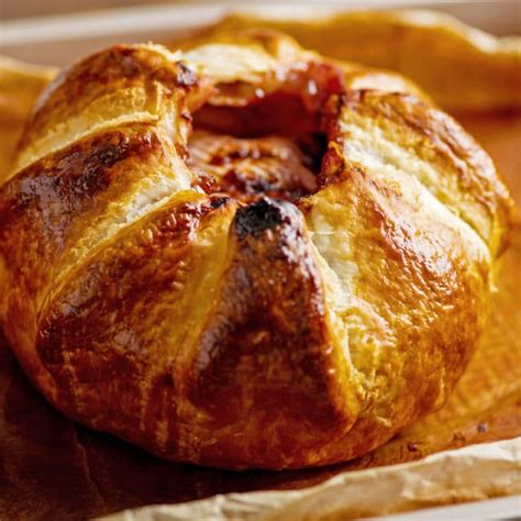 baked-brie-en-croute-with-raspberry-jam-recipe-the image