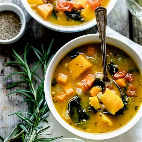 vegan-vegetable-soup-healthy-seasonal image