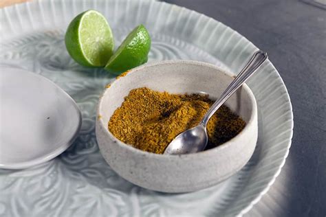 vadouvan-curry-powder-dani-valent image