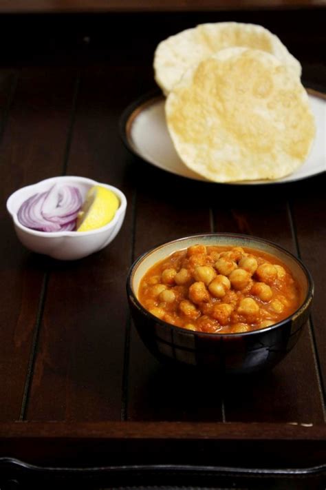 chole-bhature-recipe-spice-up-the-curry image