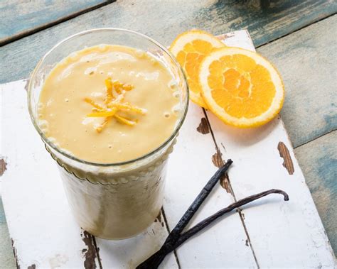 perfectly-healthy-orange-vanilla-smoothie-botanica image