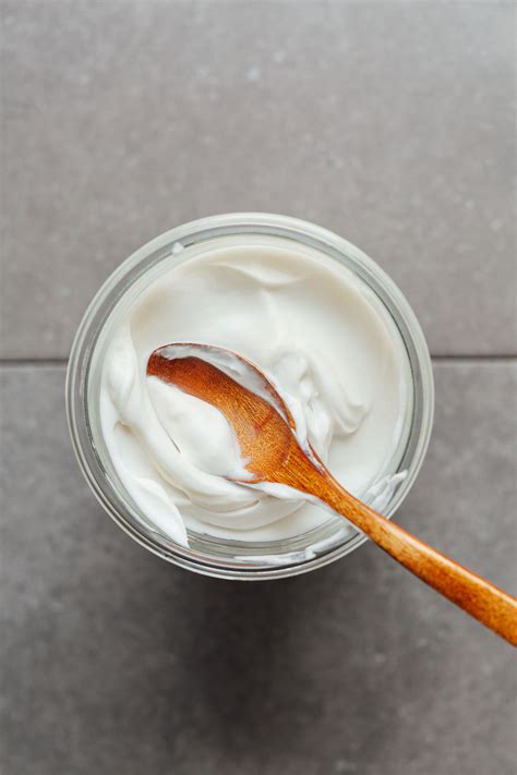 how-to-make-coconut-yogurt-minimalist-baker image