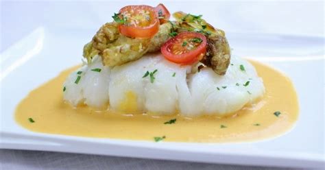wheatless-wednesday-poached-fish-with-sherry-tomato image