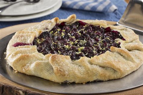 rustic-blueberry-pie-everydaydiabeticrecipescom image