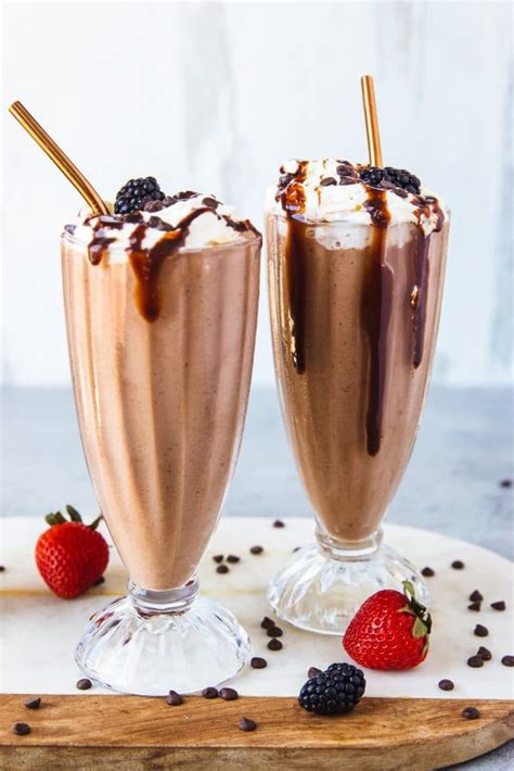 chocolate-banana-milkshake-garden-in-the-kitchen image