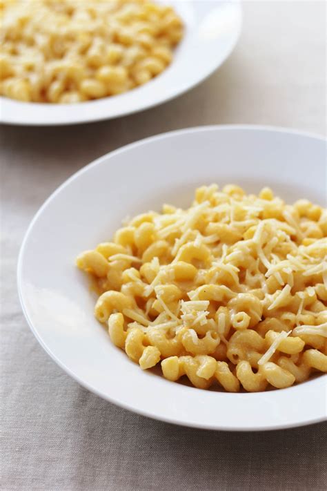 easy-butternut-squash-macaroni-cheese-easy-peasy-foodie image