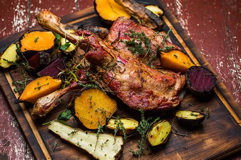 big-green-egg-grilled-leg-of-lamb-with-roasted image