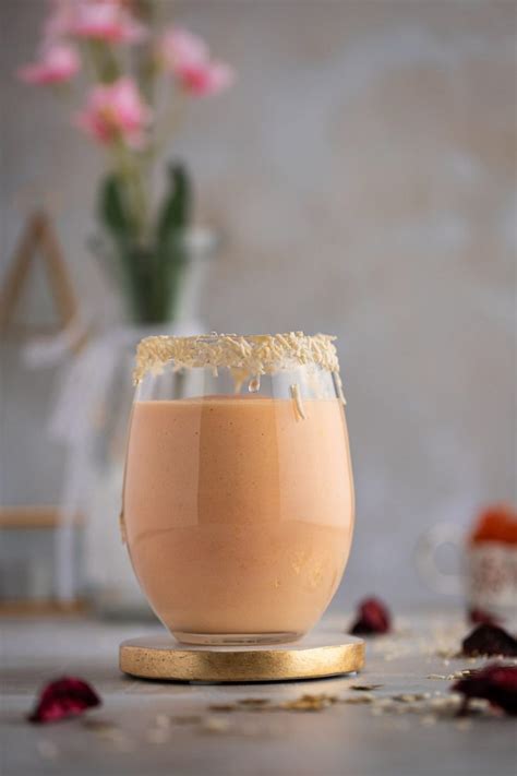 the-best-papaya-smoothie-the-littlest-crumb image