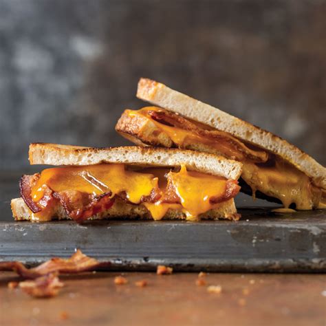 bacon-smoked-cheddar-grilled-cheese-sandwiches image