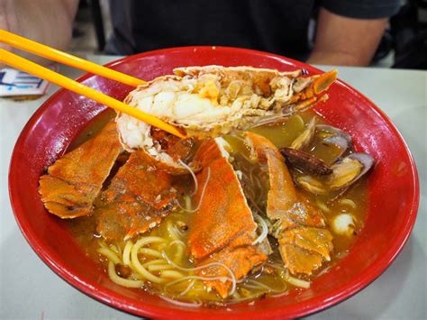 9-crayfish-dishes-in-singapore-thatll-satisfy-those image