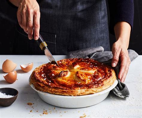 meat-pie-recipe-how-to-make-the-great-australian image