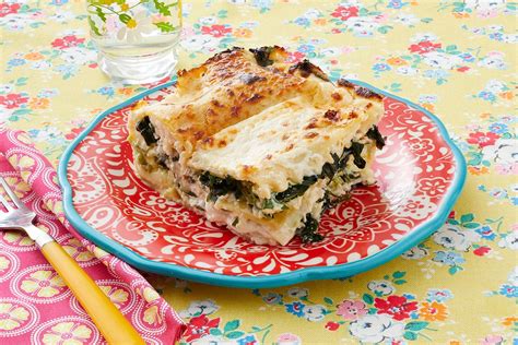 best-spinach-lasagna-recipe-how-to-make-spinach image