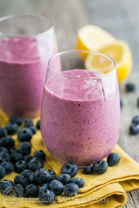 blueberry-mango-smoothie-natashas-kitchen image