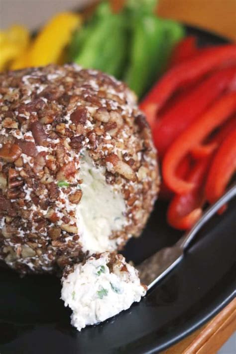 blue-cheese-ball-the-spiffy-cookie image