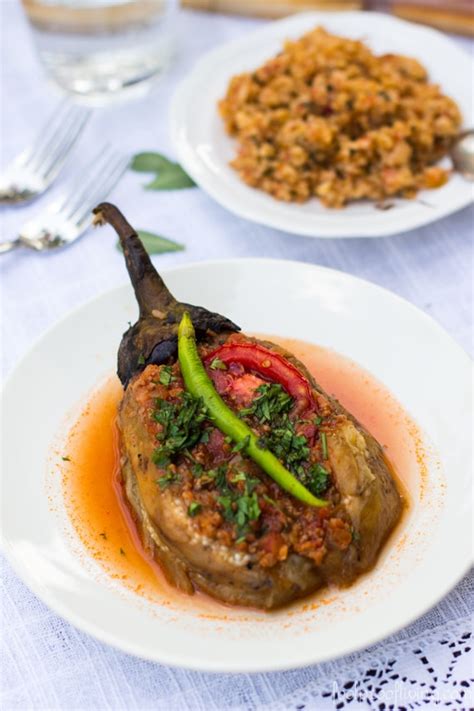 karniyarik-turkish-stuffed-eggplant image
