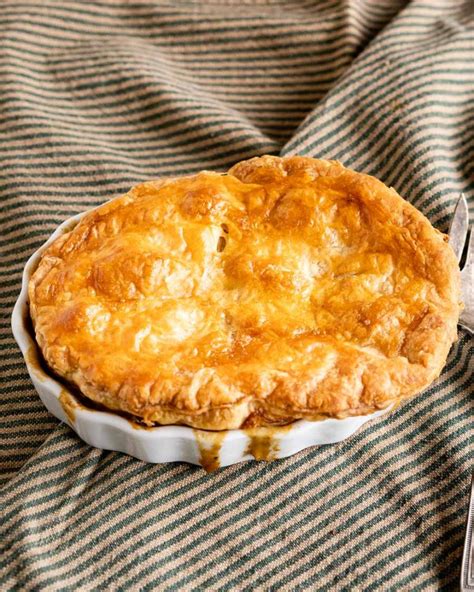easy-lamb-pot-pie-with-puff-pastry-crust-hostess-at-heart image