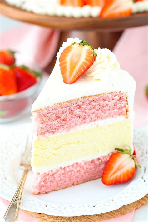 strawberries-and-cream-cheesecake-cake-homemade image