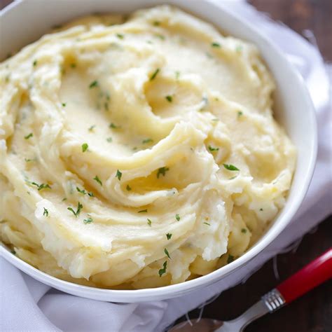 garlic-cheese-mashed-potatoes-mccormick image